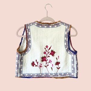 ZARA - girl's embroidered vest